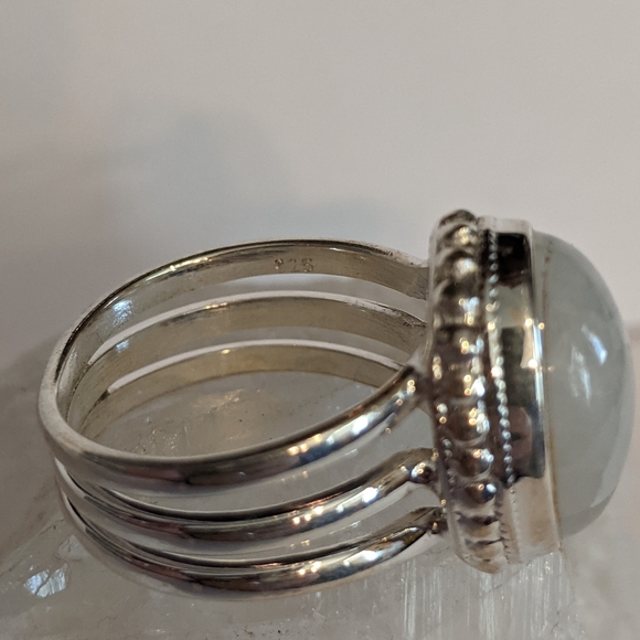 Natural Rainbow Moonstone 925 Silver Ring size 7.5 - Picture 5 of 13